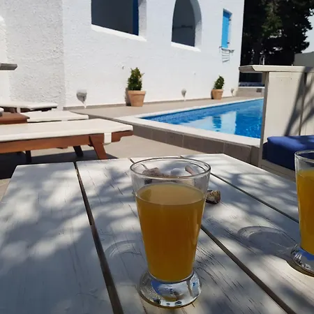 ανατολή 2* Naxos City