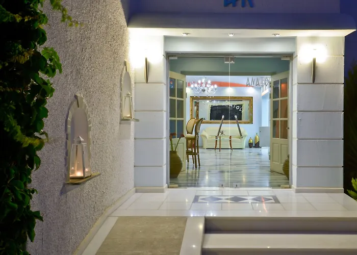 ανατολή 2* Naxos City